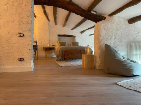 Casa rural con jardín,a 8km playa y en la naturaleza Taronja&canyella
